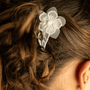 Peigne à cheveux fleur Gaïa – collection Mariage