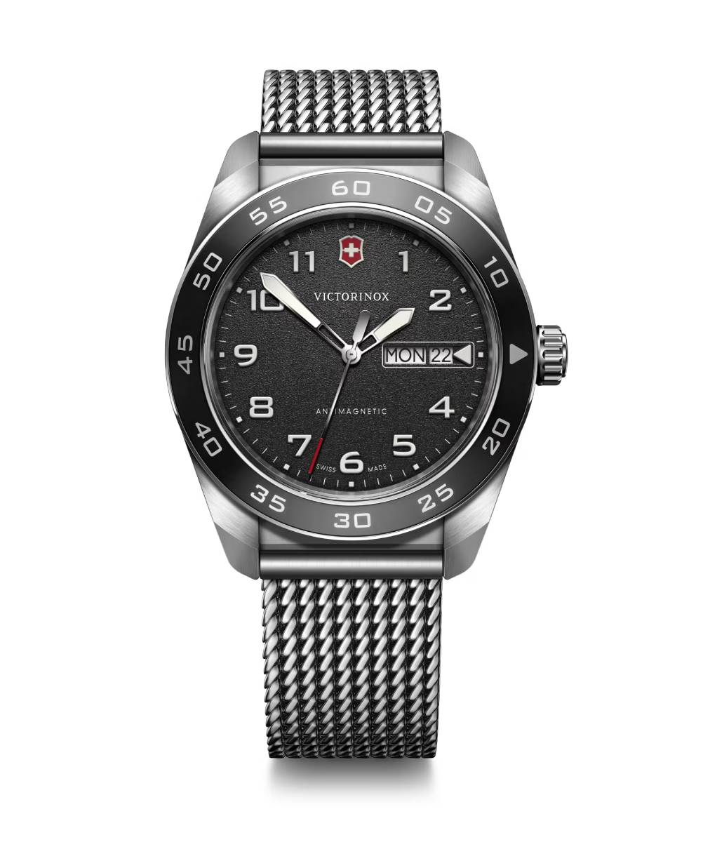 MONTRE VICTORINOX ARMÉE SUISSE MILANAIS CADRAN NOIR