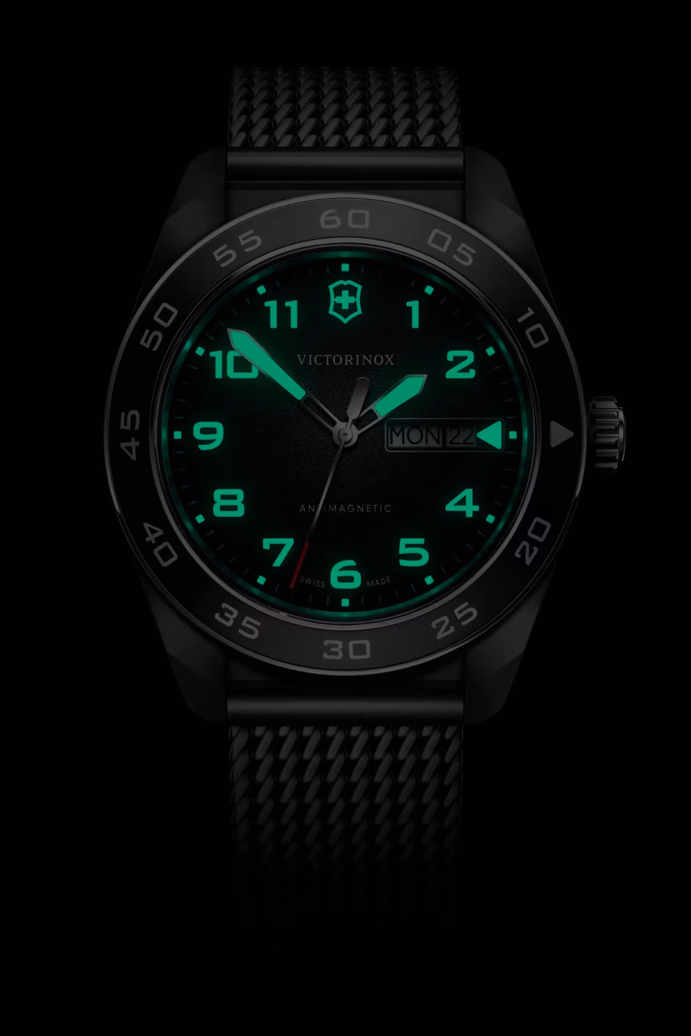 MONTRE VICTORINOX ARMÉE SUISSE MILANAIS CADRAN NOIR – Image 2