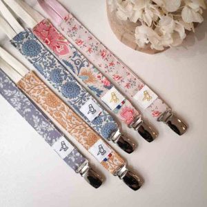 La Cigogne de Lily – Attache-tétine