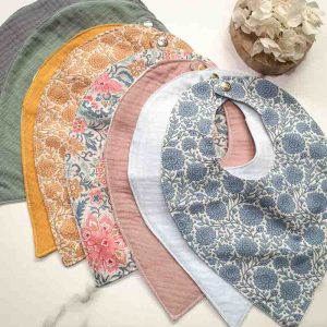 La Cigogne de Lily – Bavoir bandana